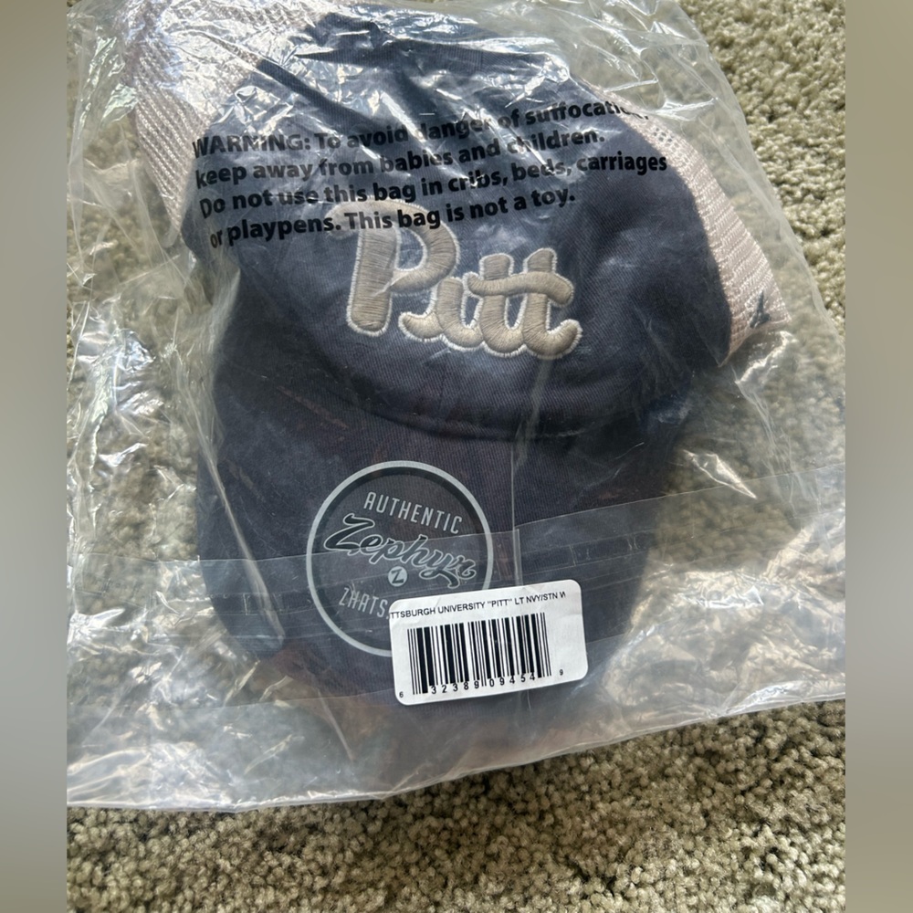 University of Pitt Navy and Cream Hat